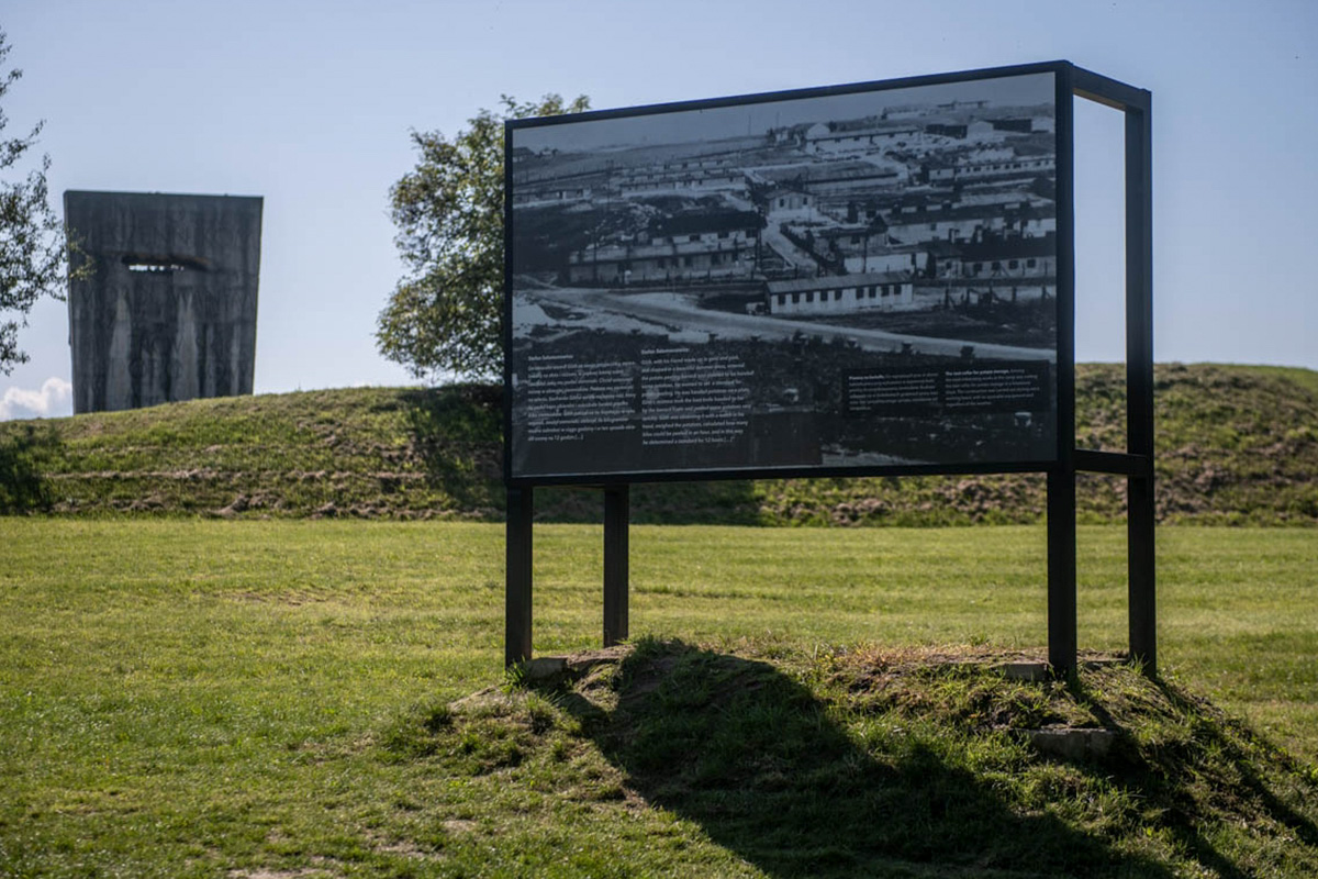Początek prac budowlanych na terenie byłego obozu Plaszow